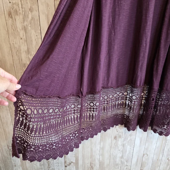 Chico's Deep Burgundy Top - Picture 4 of 9